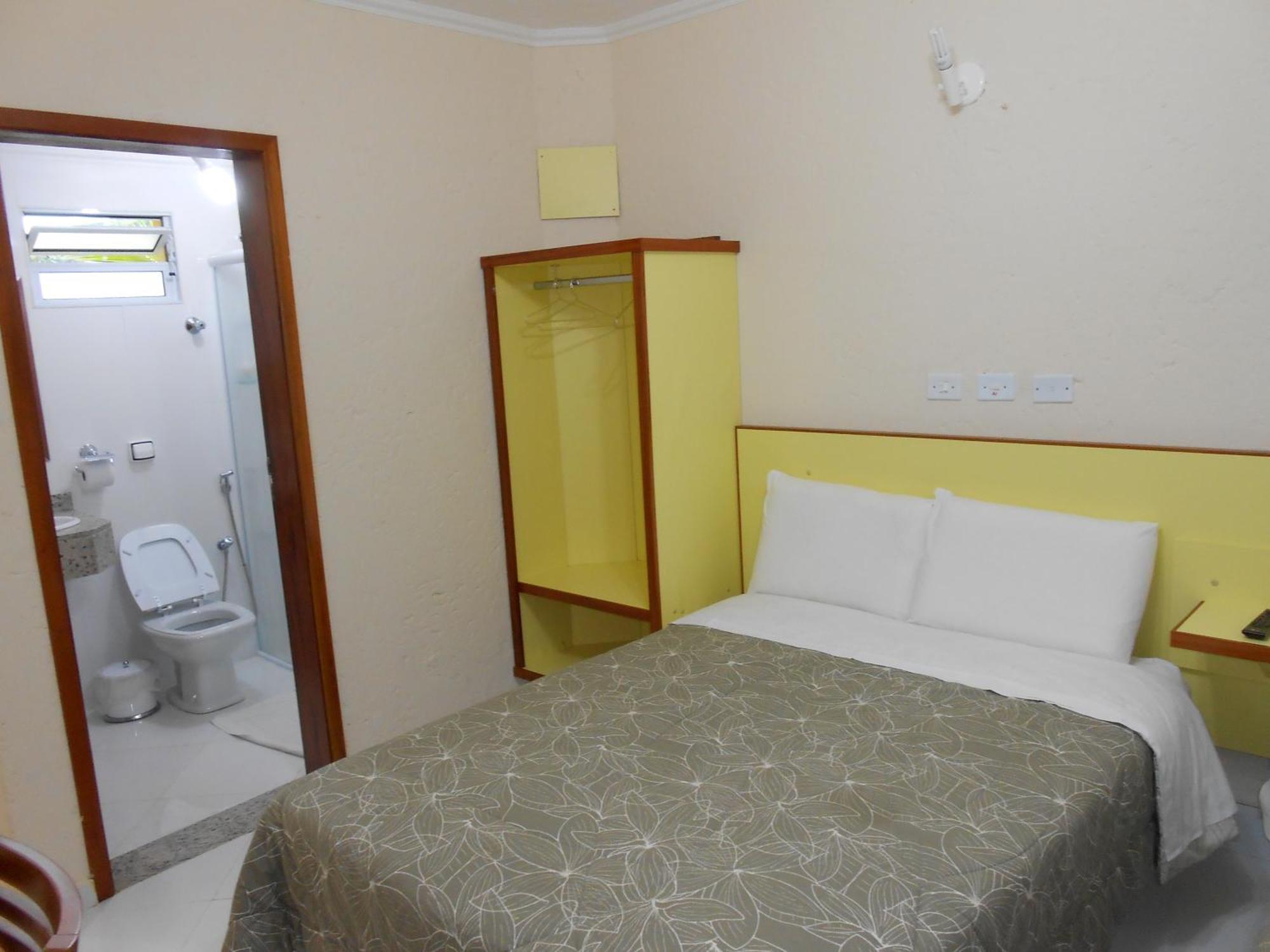 Canto Da Riviera Hotel 3*